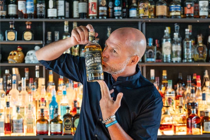 Alambicchi e Cocktail: il Viaggio degli Spiriti